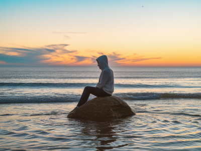 A minimalist's approach to social media: keep connection without the anxiety